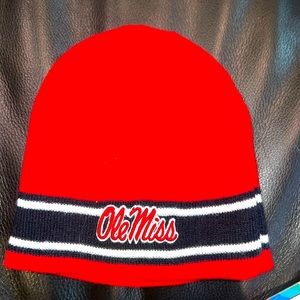 Ole Miss toboggan   Like new!